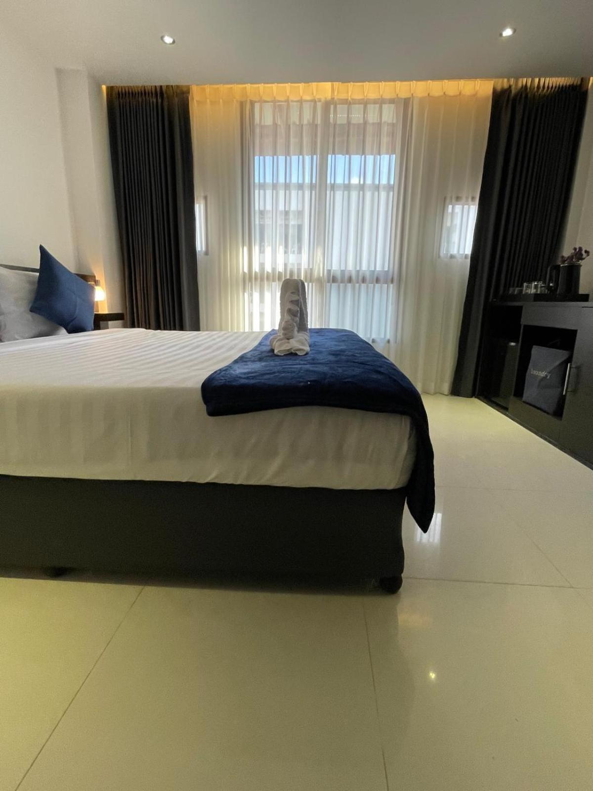 Bh Cozy Paradise Patong Exteriör bild
