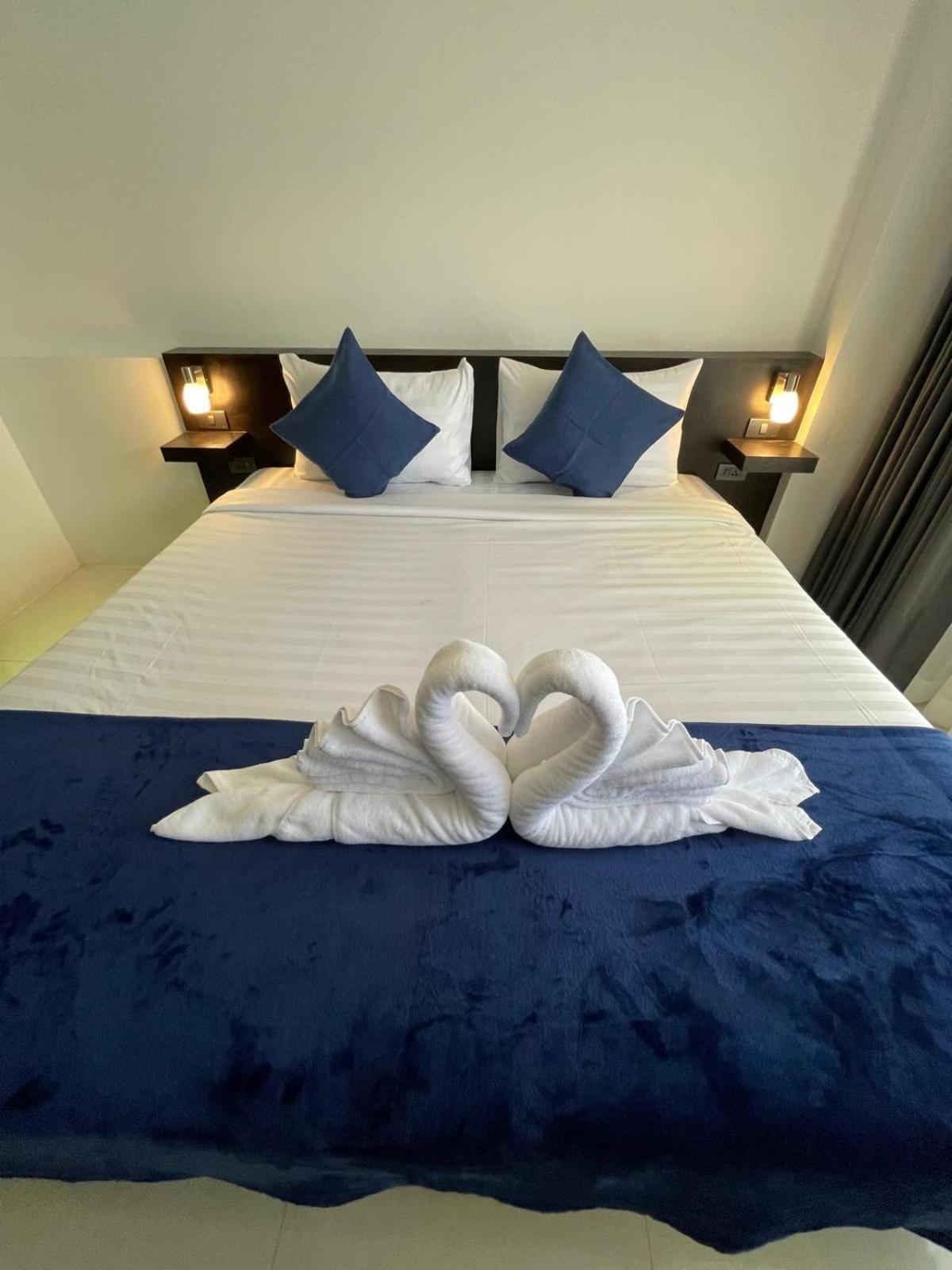 Bh Cozy Paradise Patong Exteriör bild