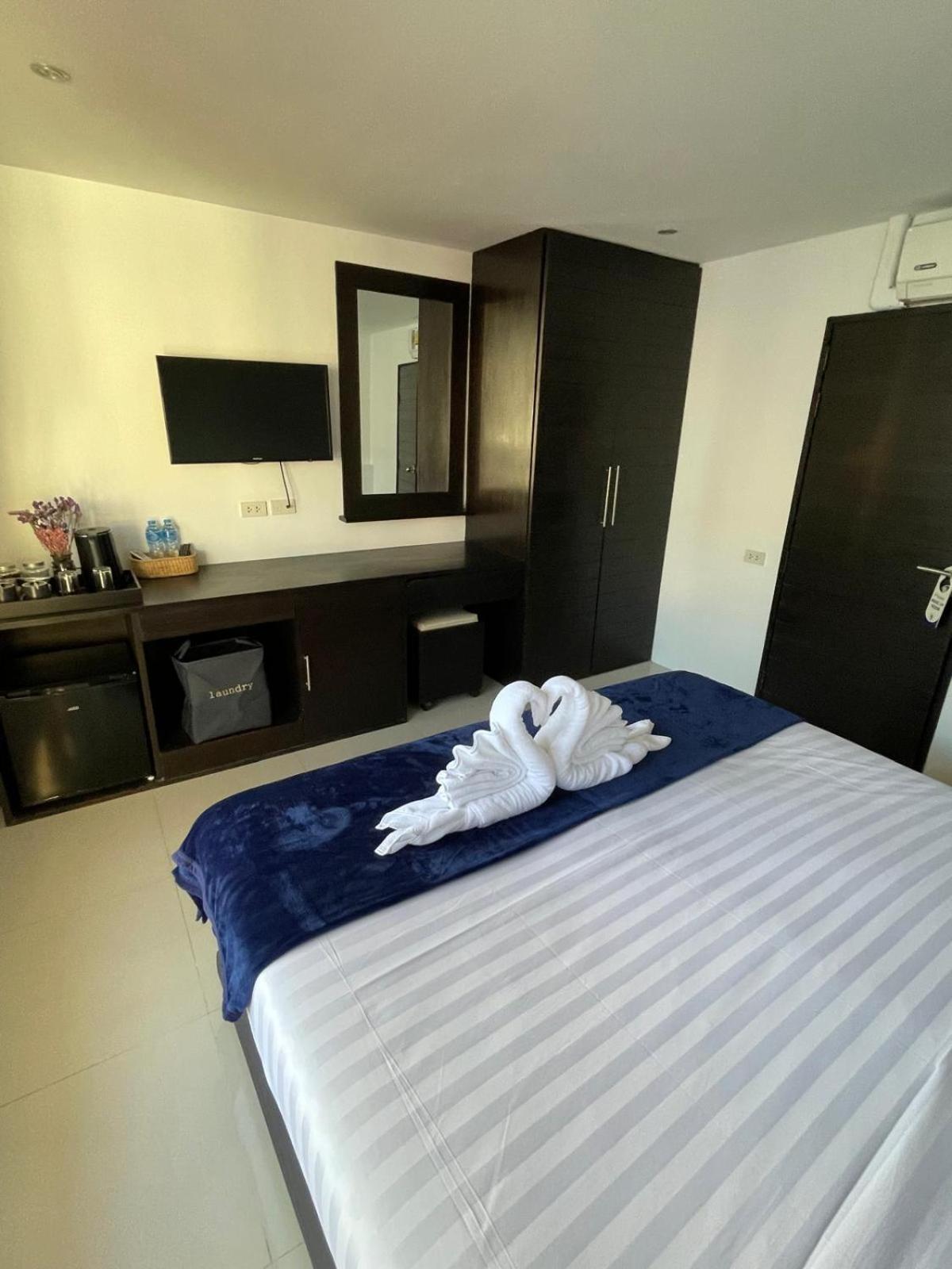 Bh Cozy Paradise Patong Exteriör bild