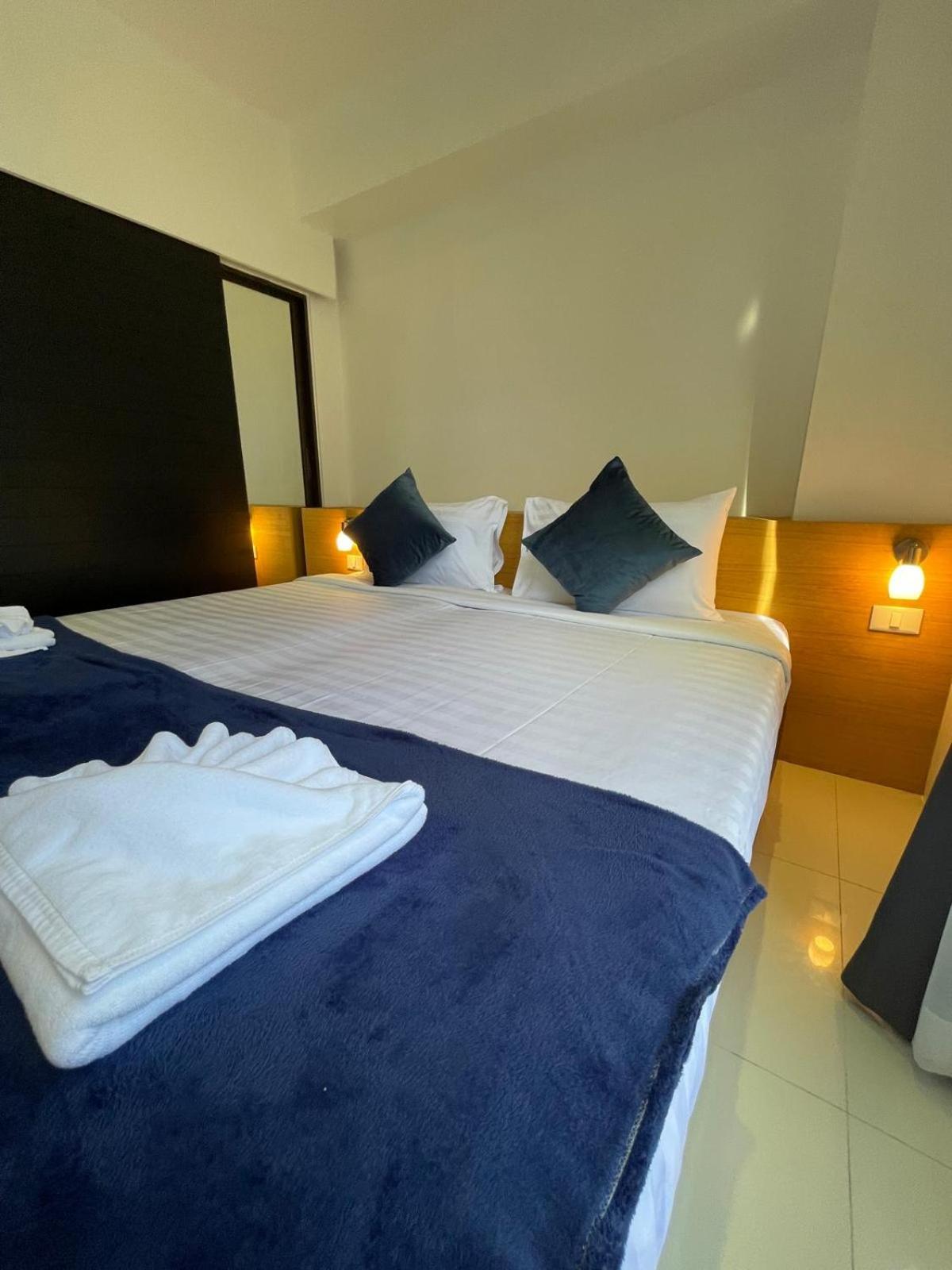 Bh Cozy Paradise Patong Exteriör bild