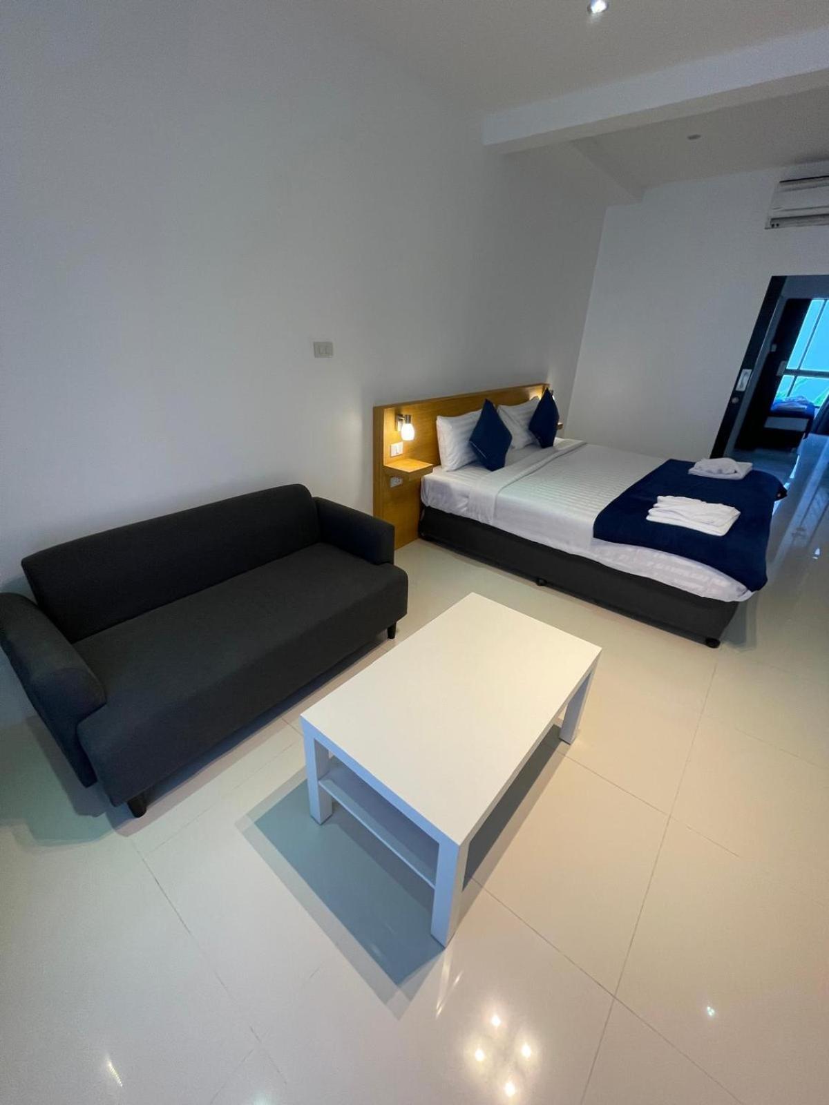 Bh Cozy Paradise Patong Exteriör bild