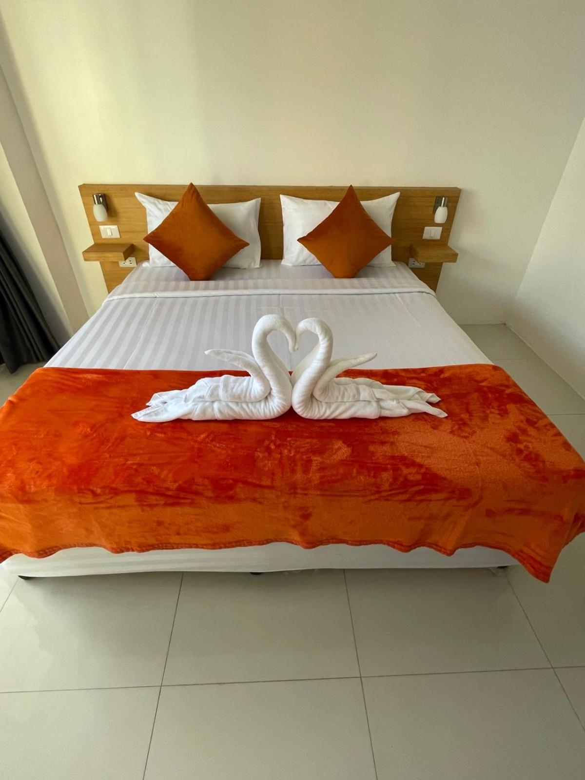 Bh Cozy Paradise Patong Exteriör bild