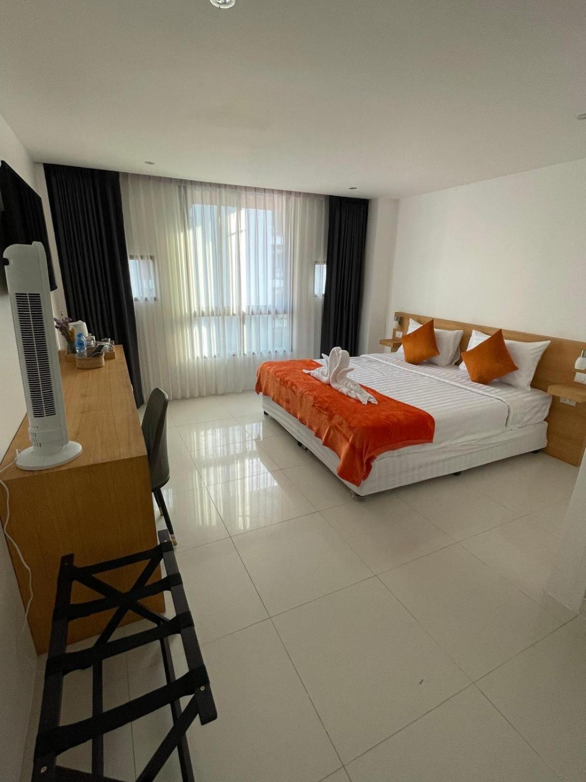 Bh Cozy Paradise Patong Exteriör bild
