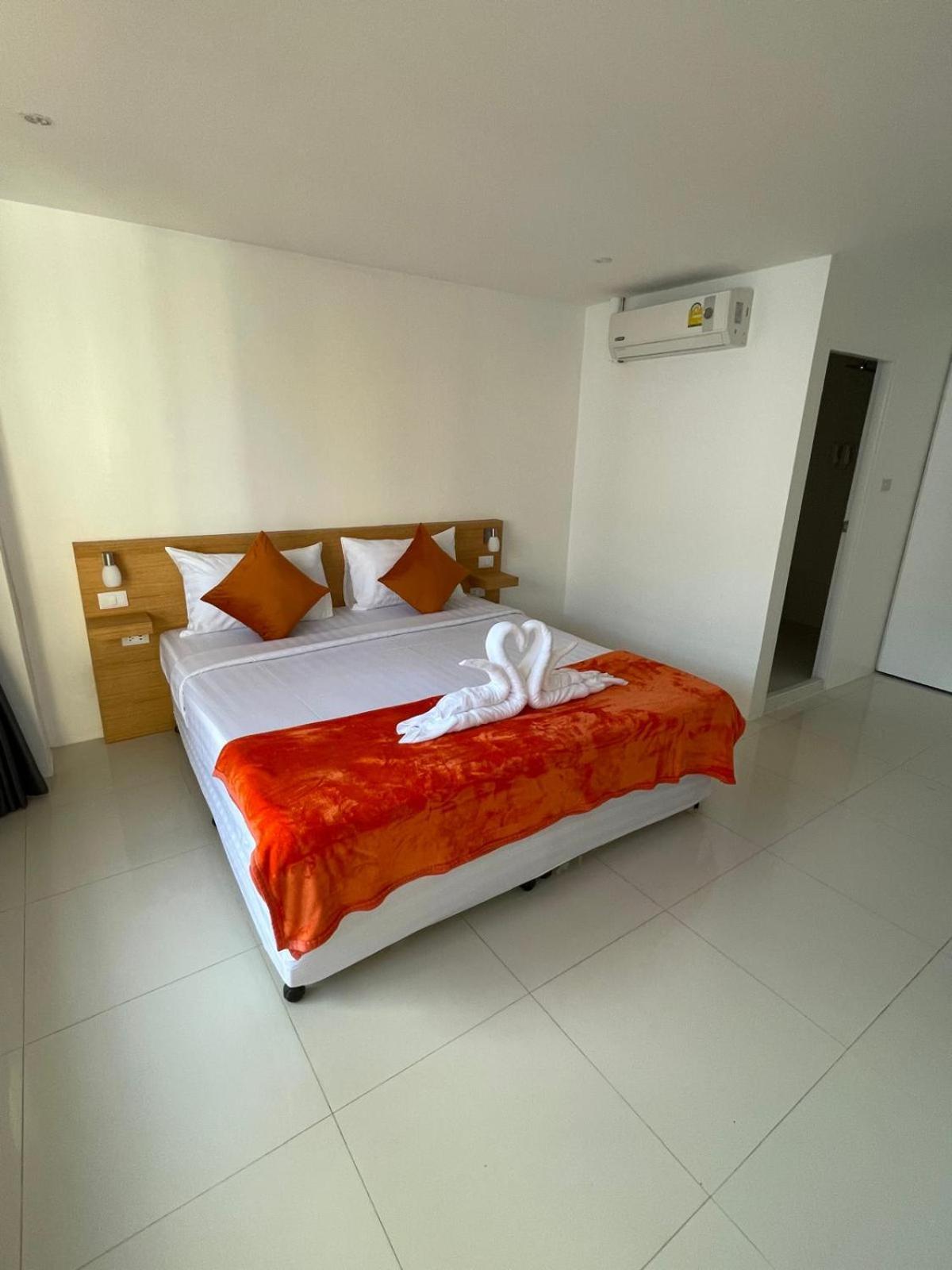 Bh Cozy Paradise Patong Exteriör bild