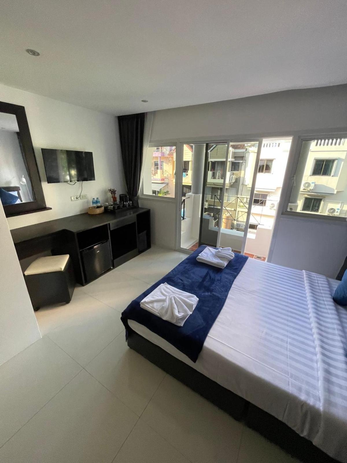 Bh Cozy Paradise Patong Exteriör bild